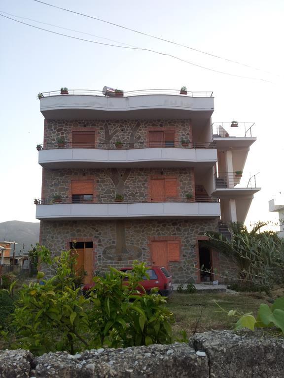 Velaj Apartments Orikum Kamer foto