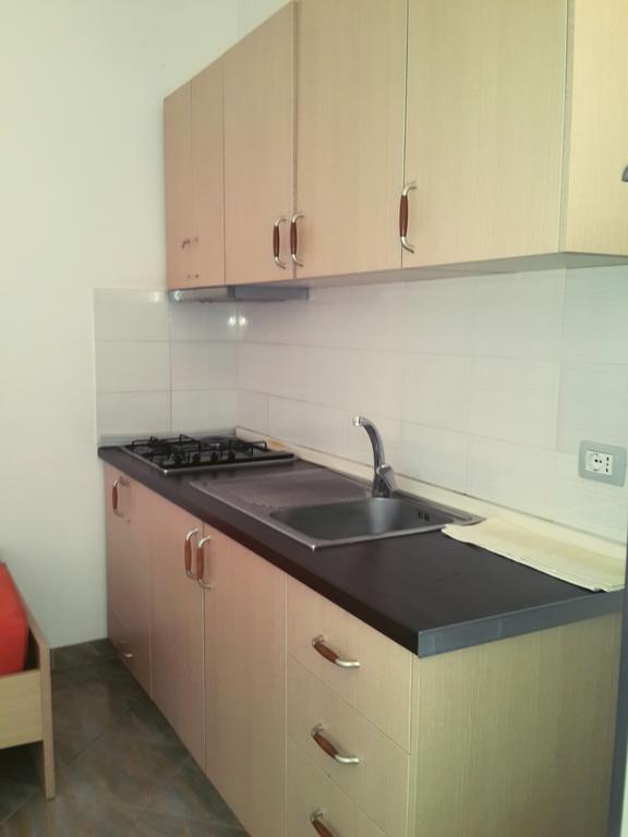 Velaj Apartments Orikum Buitenkant foto