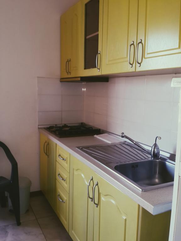 Velaj Apartments Orikum Buitenkant foto