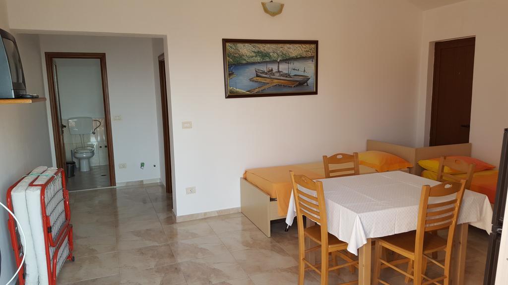 Velaj Apartments Orikum Buitenkant foto