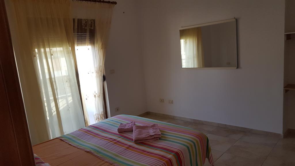 Velaj Apartments Orikum Buitenkant foto