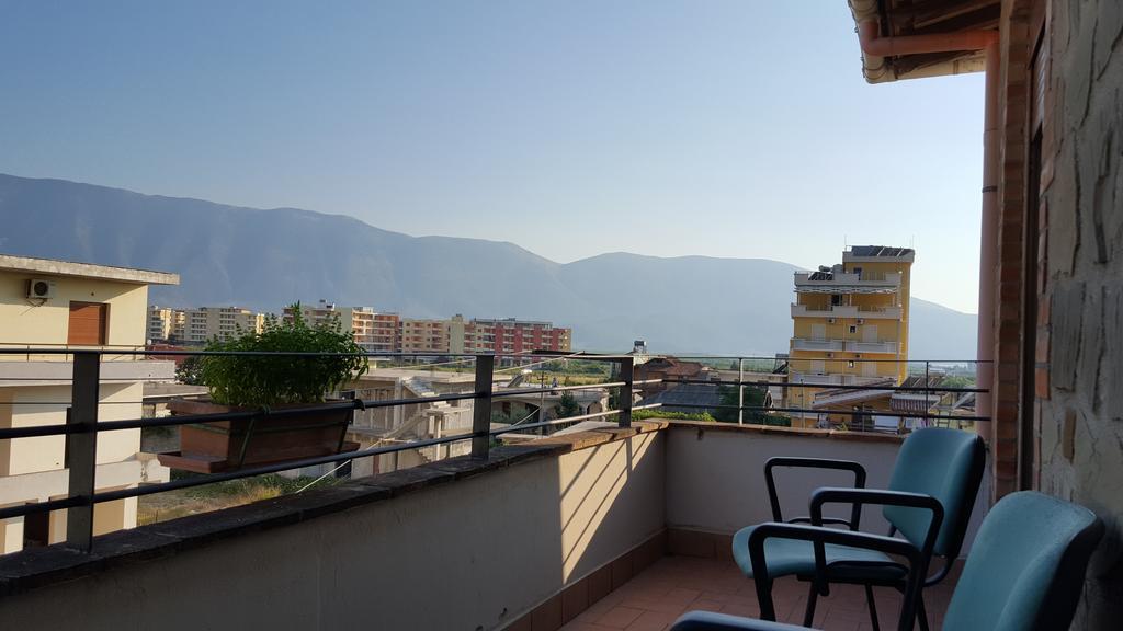 Velaj Apartments Orikum Buitenkant foto