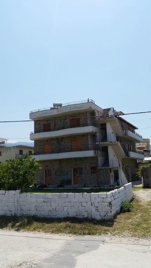 Velaj Apartments Orikum Buitenkant foto