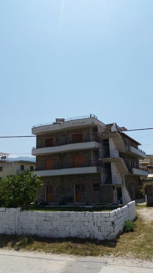 Velaj Apartments Orikum Buitenkant foto